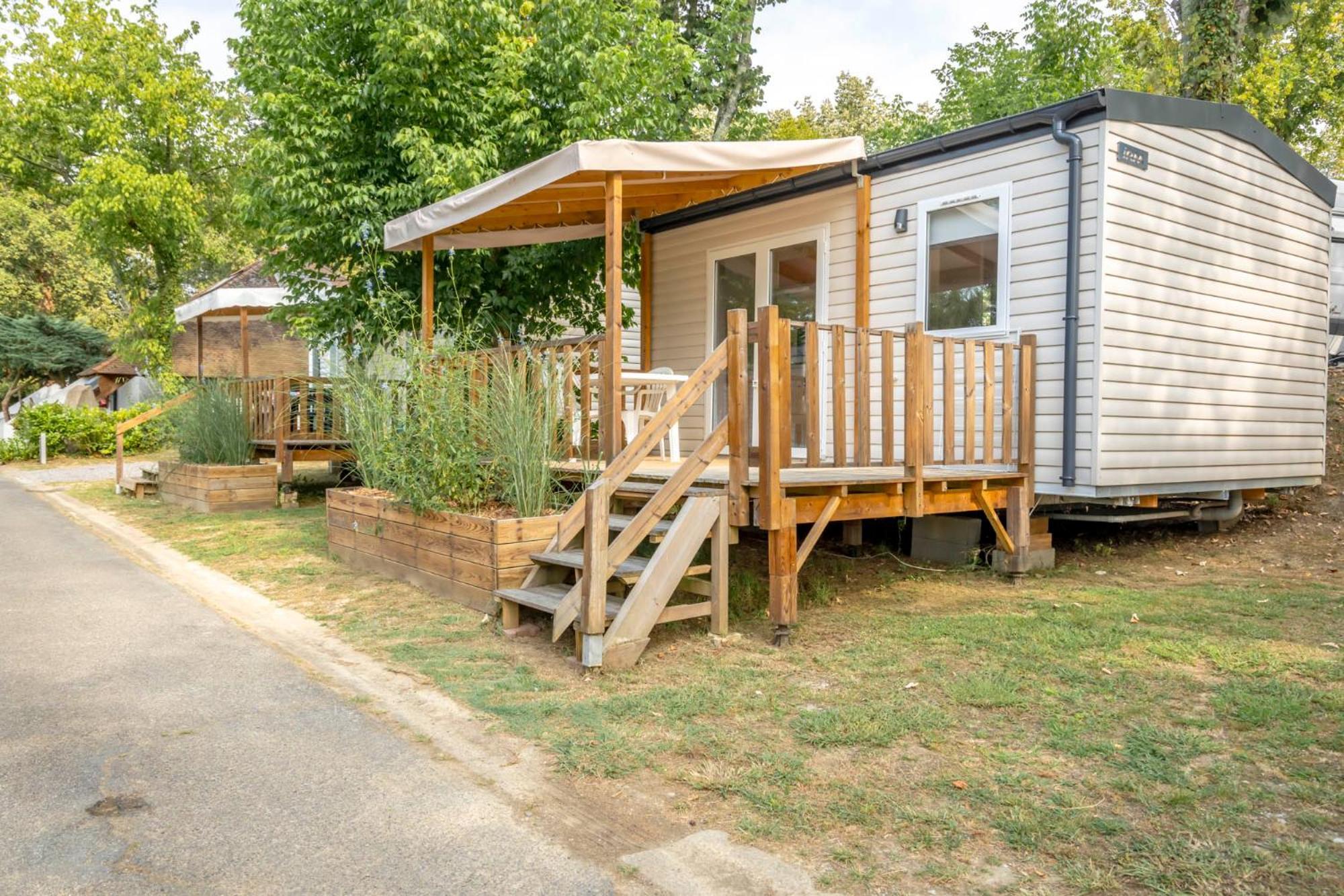 Camping Des Salines Salies-de-Béarn Exterior foto